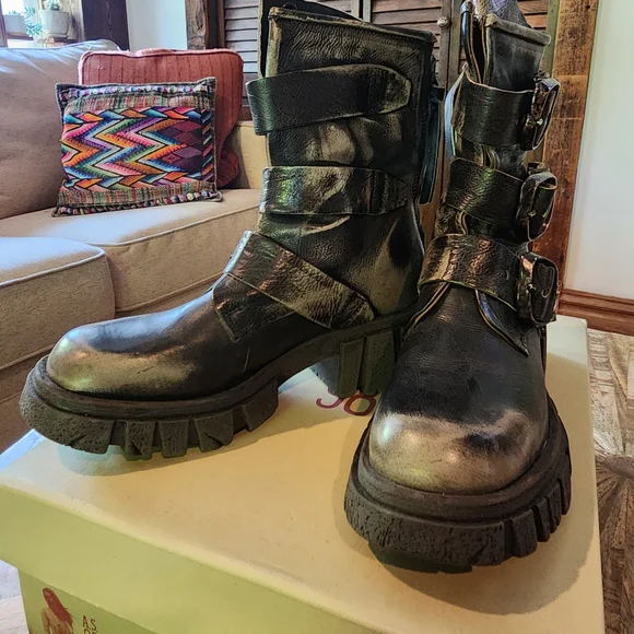 A.S.98 Hamish Distresses Ice Combat Boots - Picture 1 of 8